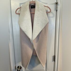 ❤️NWOT Faux Suede/Fur Vest ❤️